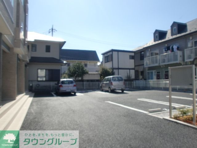駐車場　駐車場