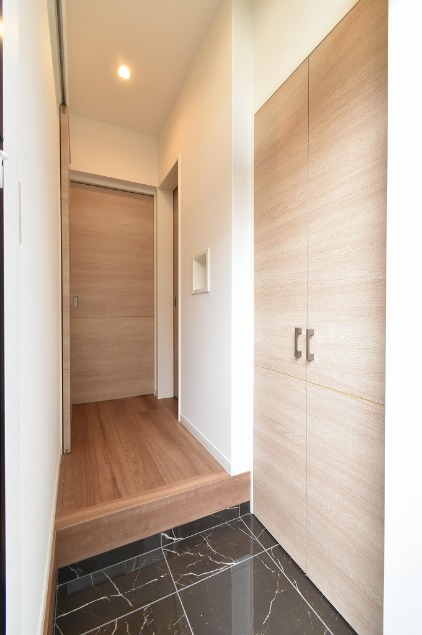 SOLAIAの玄関写真