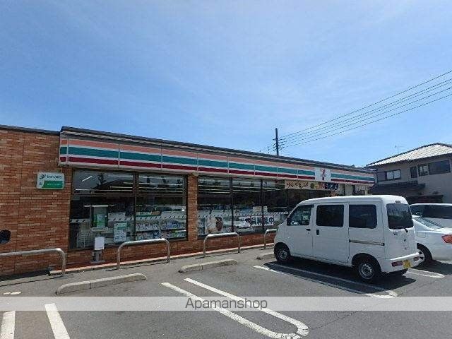 コンビニ　セブンイレブン（コンビニ）まで377m