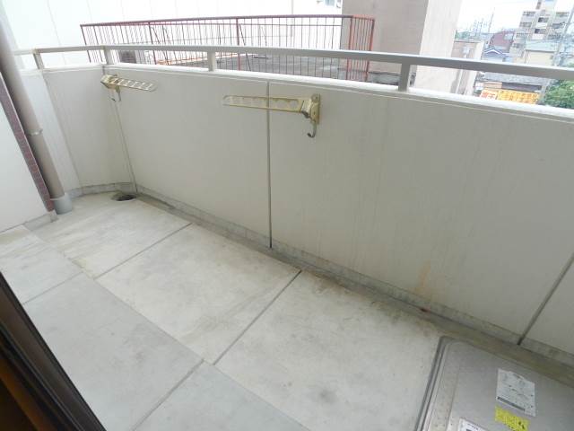 ＪＲ中央本線 金山駅 徒歩5分 11階建 築27年の内装写真