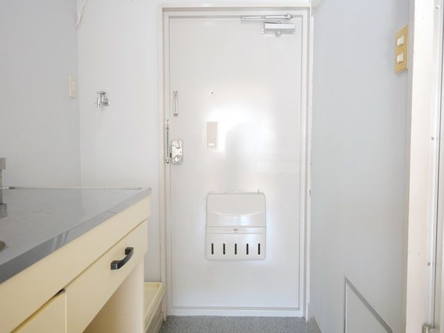 玄関　★お部屋探しは株式会社タウンハウジング東京まで★
