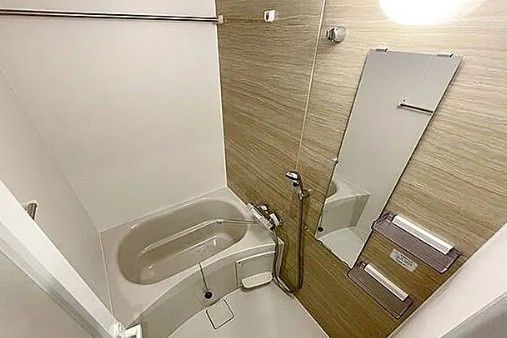 バス・シャワールーム　写真は同タイプ住居です。