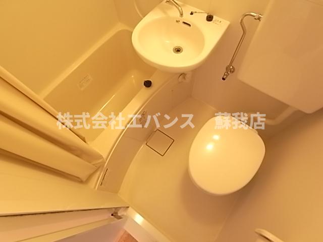 バス・シャワールーム　日々の疲れを癒すお風呂付です