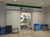 コンビニ　ファミリーマート リバーゲート箱崎店（コンビニ）まで501m