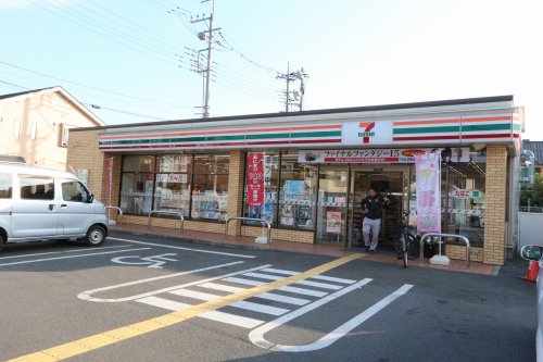 コンビニ　セブンイレブン 所沢上安松店（コンビニ）まで42m