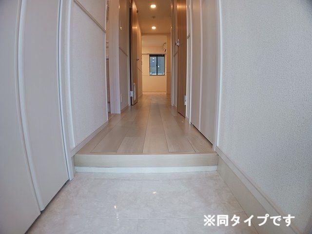 ルミナス アヴェニューの玄関写真