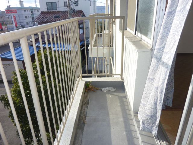 バルコニー　別部屋の写真です