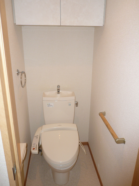 リブゼ横浜サザンピアリのトイレ写真