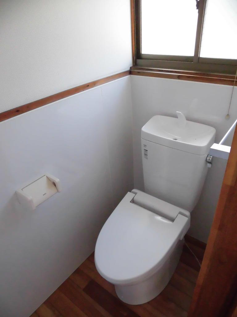 トイレ　新品です。