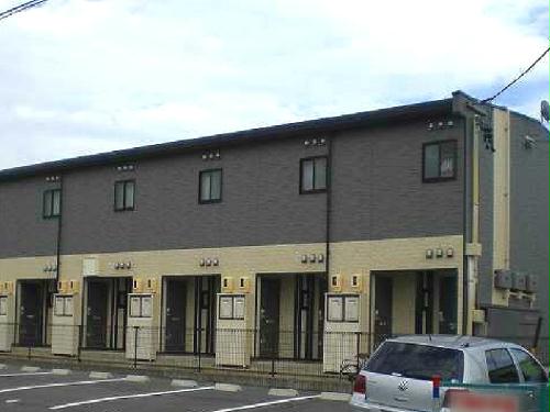 建物外観　家具家電設置、カードキー採用。