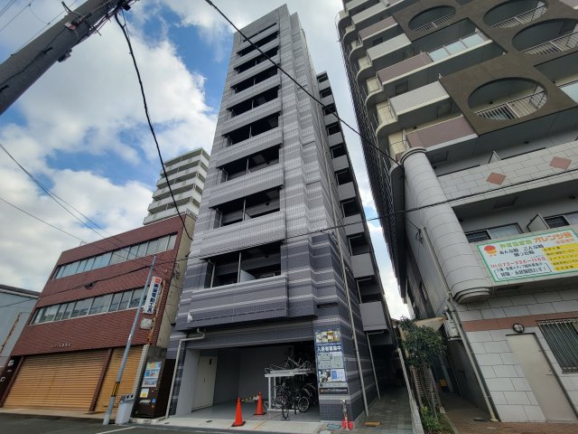 堺市堺区宿屋町東のマンションの建物外観