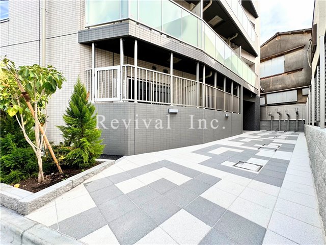 その他共有部分　敷地内バイク置き場ございます（空き・サイズ要確認）