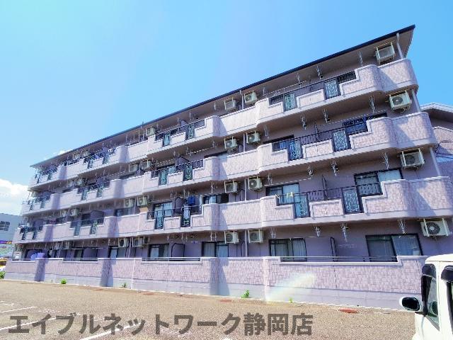 静岡市駿河区丸子新田のマンションの建物外観