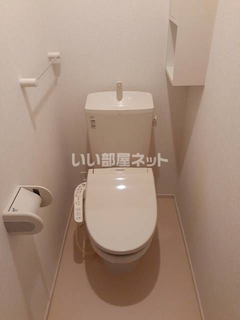 【シン・マローネのトイレ】