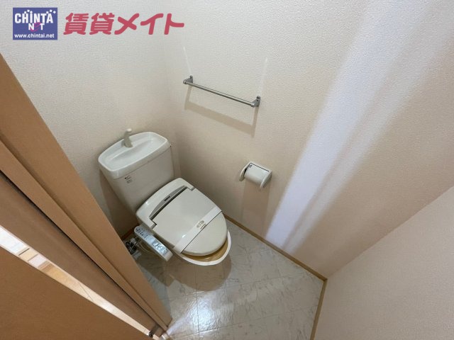【グラシアスのトイレ】