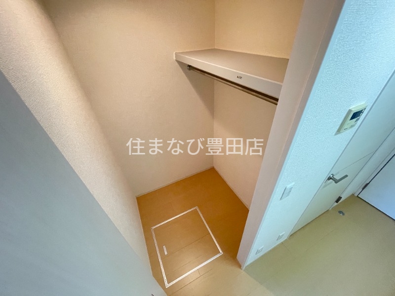 名鉄名古屋本線 知立駅 徒歩13分 3階建 築18年の内装写真