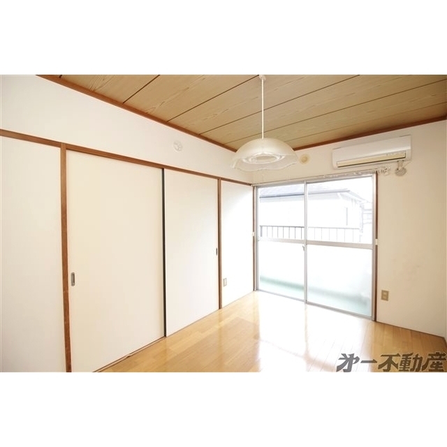 建物外観　洋室