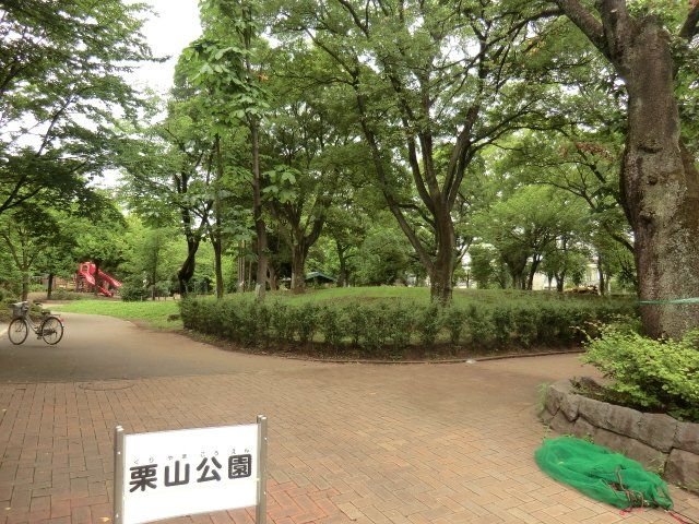 【清水マンションの公園】