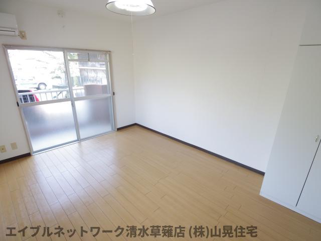 居室・リビング　使いやすい居間です