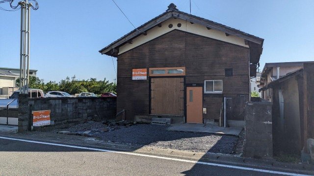 近江八幡市貸家の建物外観