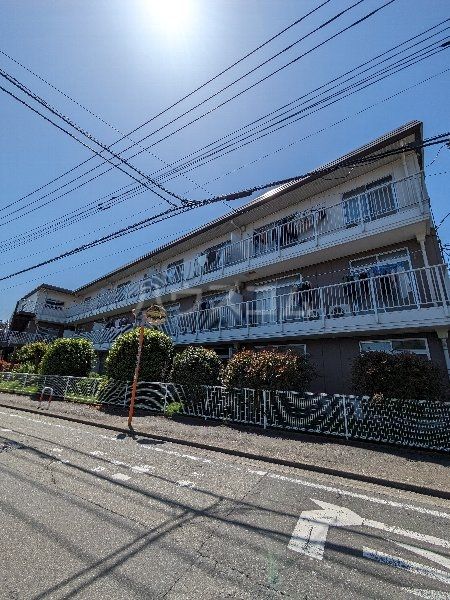 相模原市中央区東淵野辺のマンションの建物外観