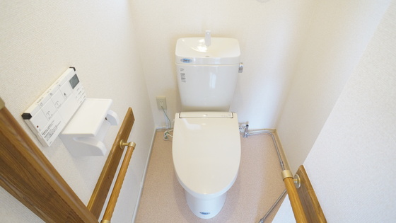 トイレ　トイレ