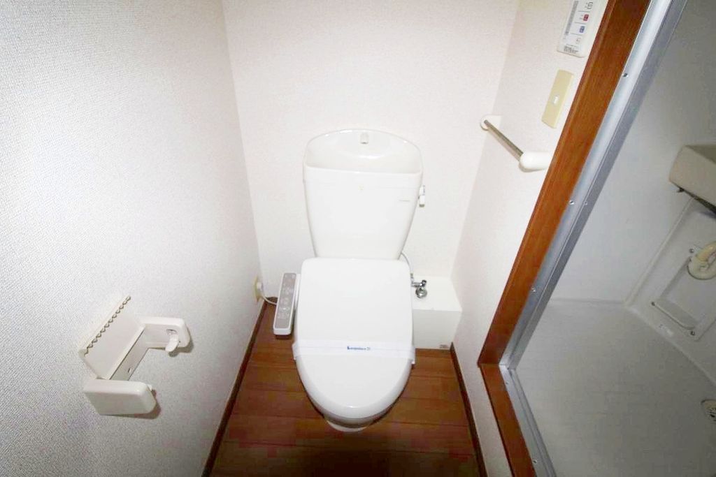 トイレ　トイレ