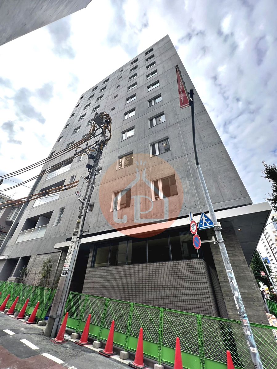 渋谷区恵比寿南のマンションの建物外観