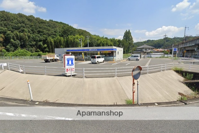 コンビニ　ローソン（コンビニ）まで4521m