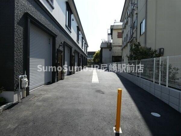 キッチン　コンパクトなキッチンで掃除もラクラク