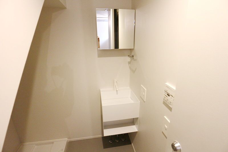 洗面設備　タウンハウジングレジデンス事業部　恵比寿店・赤坂店までお問…