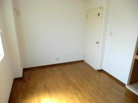 イーストコート沢良宜　その他　洋室
