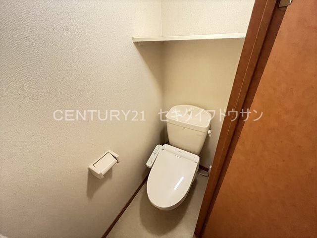 トイレ　ウォシュレット完備