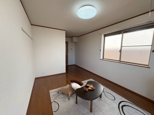 居室・リビング　モデルルーム（家具はつきません）