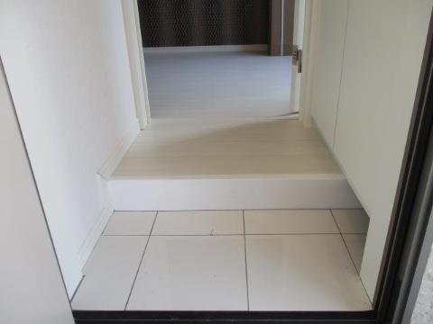 玄関　玄関（イメージ）