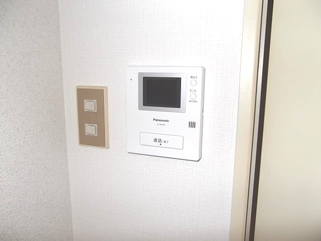 セキュリティ　安心のTVインターホン