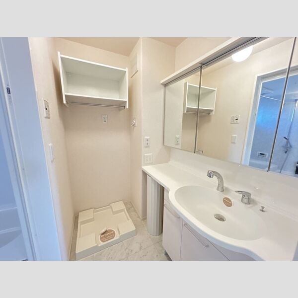 洗面設備　忙しい朝には欠かせない洗面所です