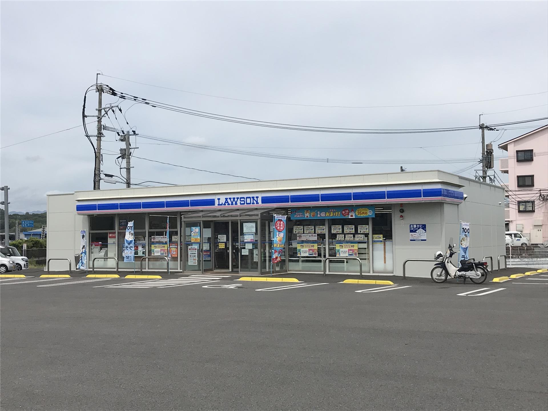コンビニ　ローソン宇佐辛島店（コンビニ）まで484m