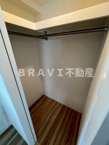 収納　【セレニテフラン本町】収納スペースも充実しています