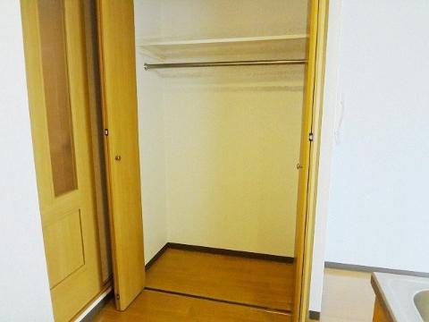 収納　クローゼット