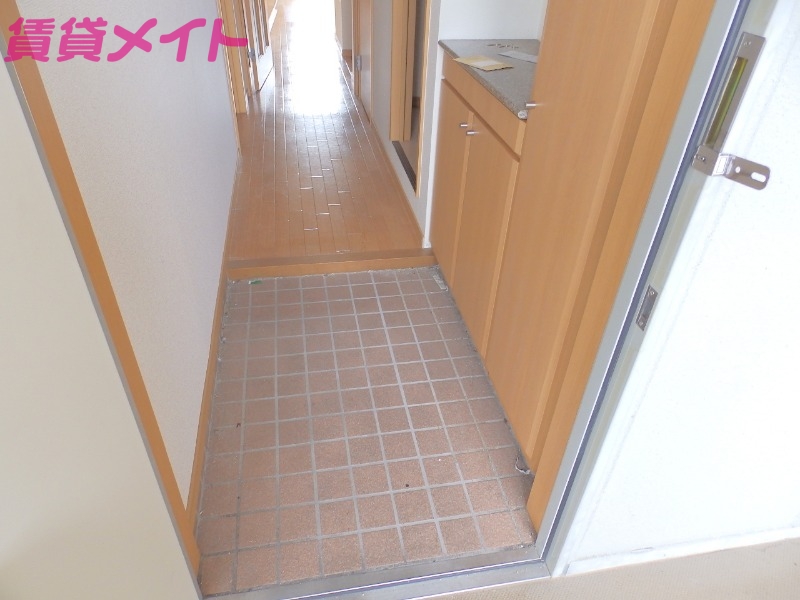 玄関　別部屋同型タイプ