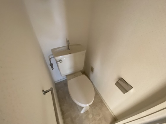 トイレ　※別部屋の写真です