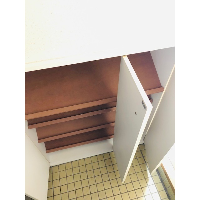 収納　シューズボックス