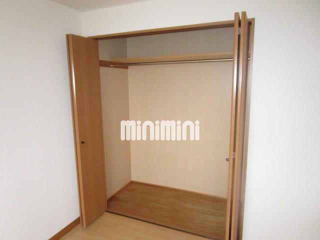 収納　北側洋間の収納です。