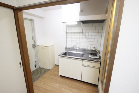 キッチン　※別号室の写真です