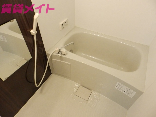 バス・シャワールーム　別部屋参考写真です