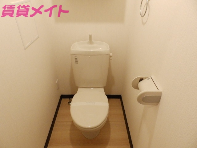 トイレ　別部屋参考写真です