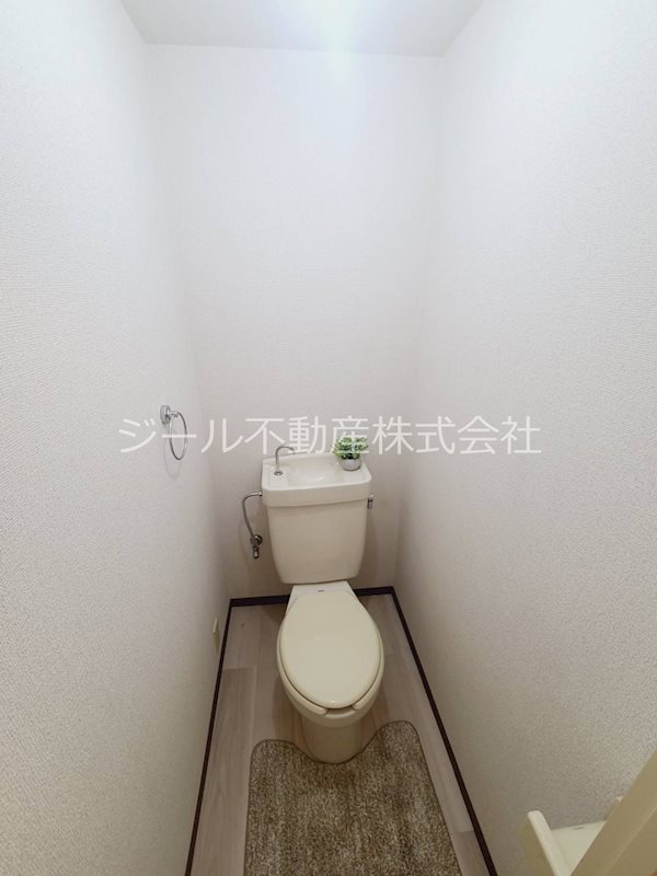 トイレ　ウォシュレット設置致します★
