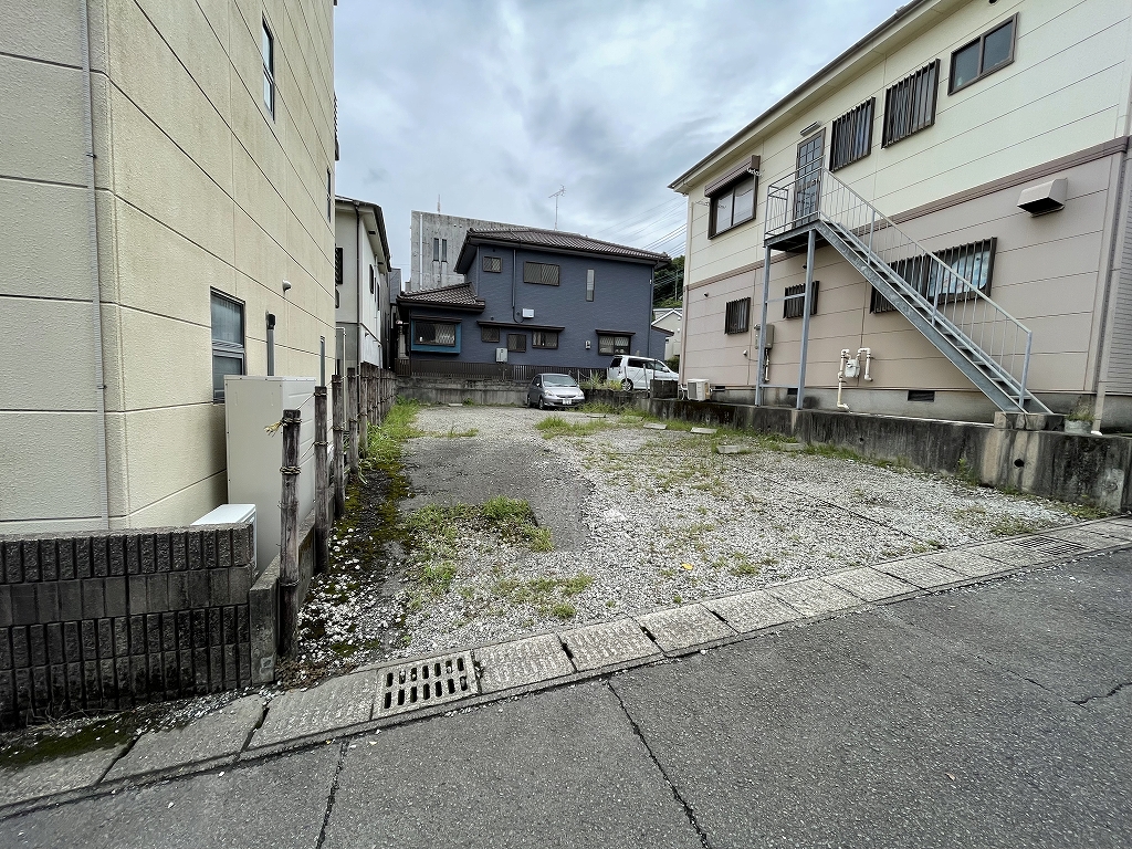 駐車場　駐車場迄40M