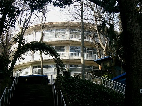 小学校　神戸市立北須磨小学校（小学校）まで651m